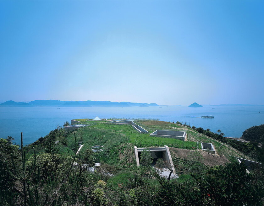 地中美術館